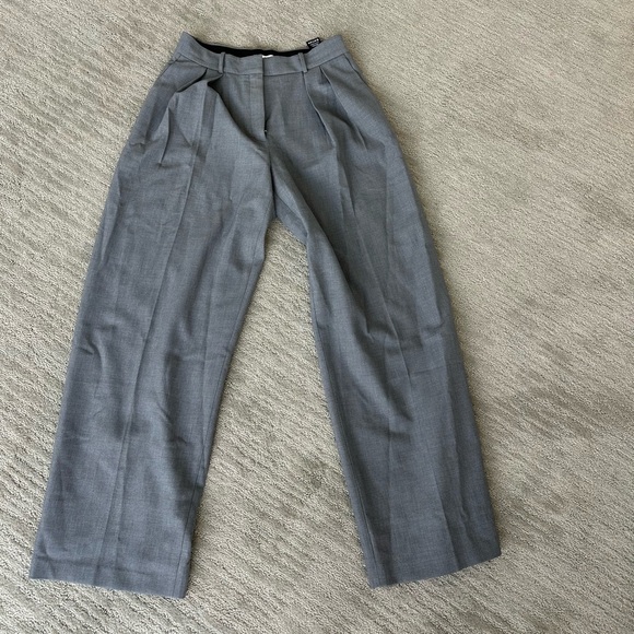 Aritzia Revue Babaton Trouser - Wide Leg Pant Size 8 - Picture 5 of 5